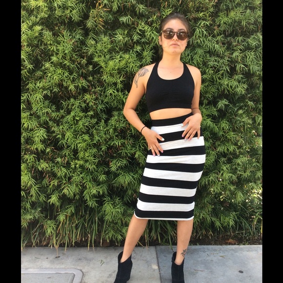 NWT H&M Black & White long pencil Skirt