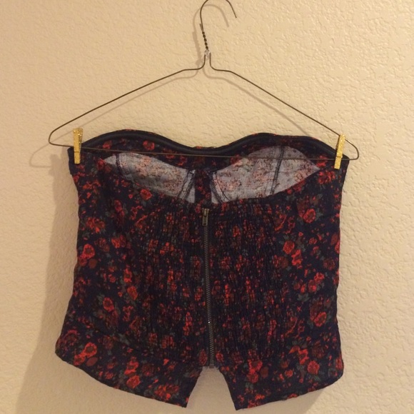 Floral Bustier from Urban Outfitters - Picture 3 of 3