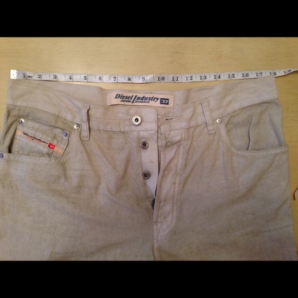 -SOLD- Men's authentic DIESEL KHAKI BEIGE PANTS - Picture 1 of 4