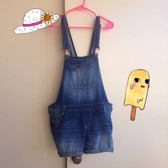 Denim shortalls ☀️