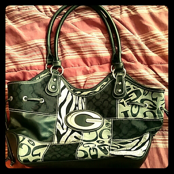 Guess Handbags - Guess shoulder bag