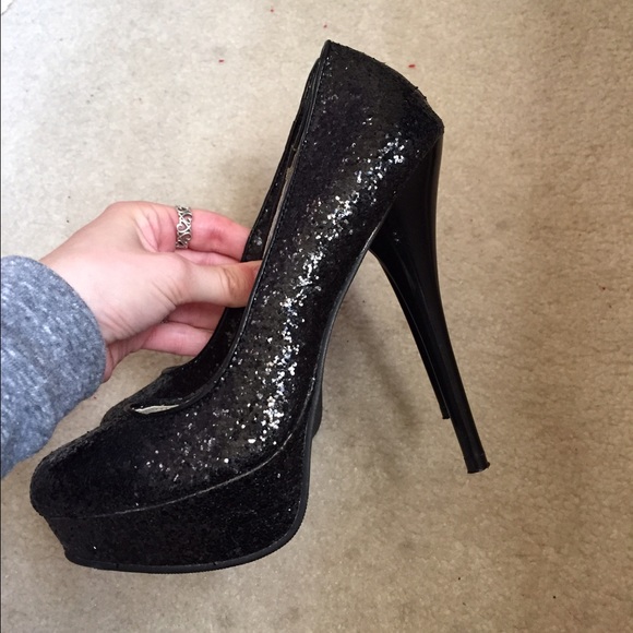 NWOT Glitter Sparkly Heels