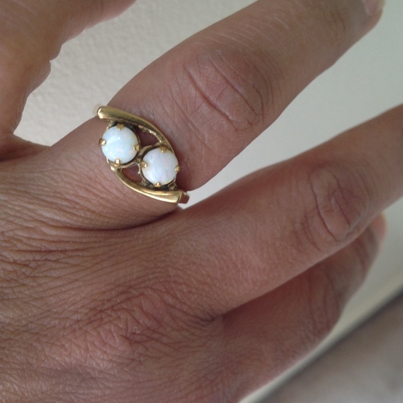 Vintage sterling opal ring - Picture 2 of 3