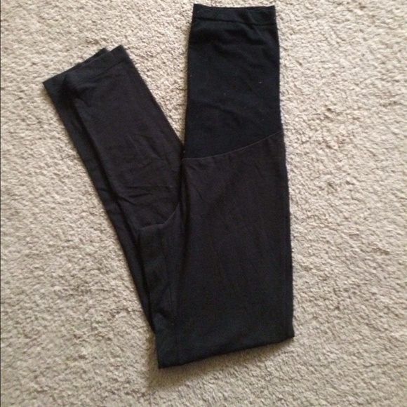 SALE!!!! MOTHERHOOD LEGGINGS