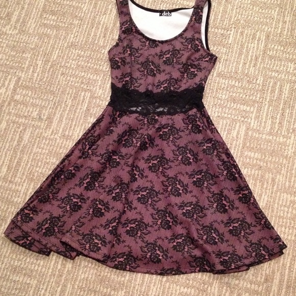 Deb Dresses & Skirts - 🌷Burgundy and lace dress!