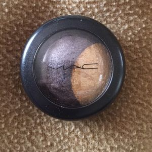 LE MAC MINERALIZE eyeshadow
