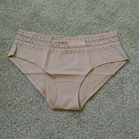 New Victoria's Secret low rise lace waist panty