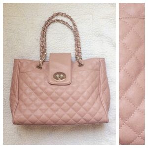 Blush nude quilted chain shoulder bag