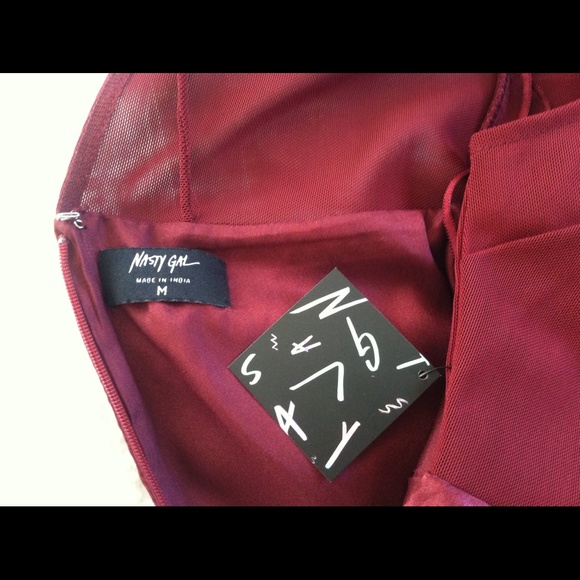 Nasty Gal Beliza Appliqué Dress - Picture 2 of 3