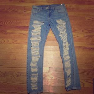 Levi's distressed boyfriend jeans