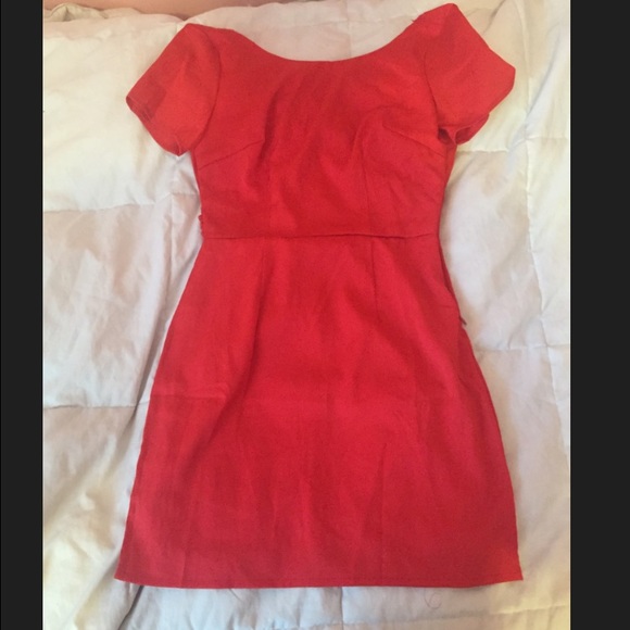 Red Cap sleeve Tobi Dress.