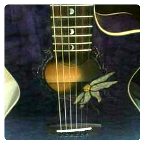 Luna guitar acoustic