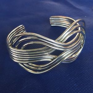 Silver knot bracelet