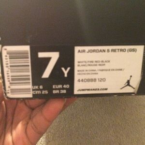 Jordan retro 5 fire red size 7