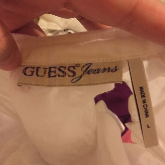 Guess - Picture 3 of 3