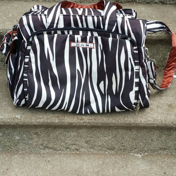 Jujube Be prepared in safari stripes