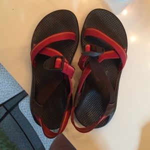 super comfy chacos! barely worn