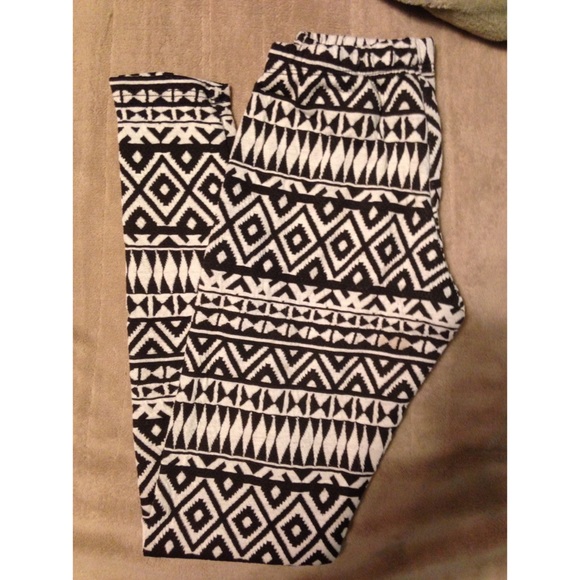 Aztec leggings