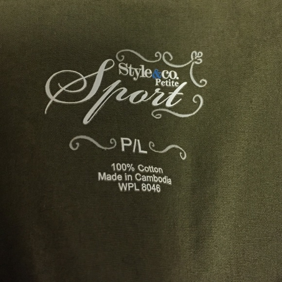 XXBundledXX Style & Co Olive Snap Top - Picture 4 of 4