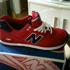 Men's Red New Balance 574 sneakers NIB