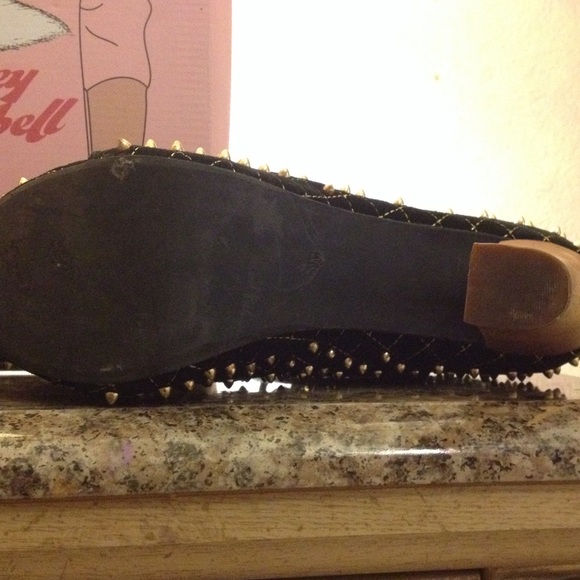 Jeffrey Campbell never been used great condition - Picture 2 of 3