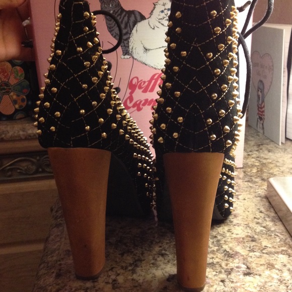 Jeffrey Campbell never been used great condition - Picture 3 of 3