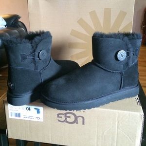 UGG Mini Bailey Button Boots