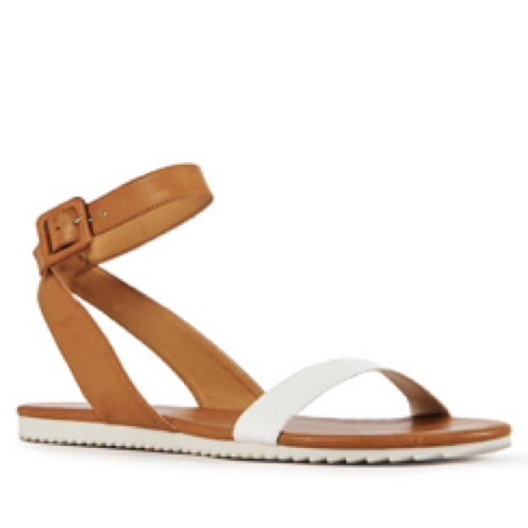 JF Lorainne Sandals