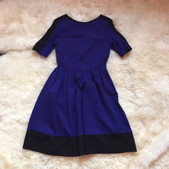 AQUA Black and Blue Color Block Dress