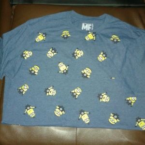 Minion shirt size L unisex