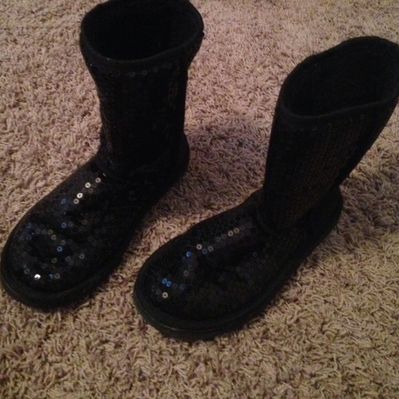 Sparkled Boots