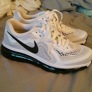 Nike Women's Air Max Shoes - White, Size 8