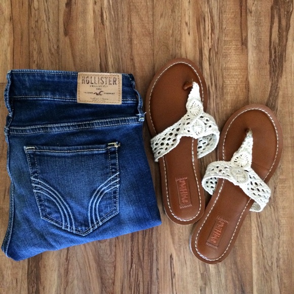 Hollister Jeans !
