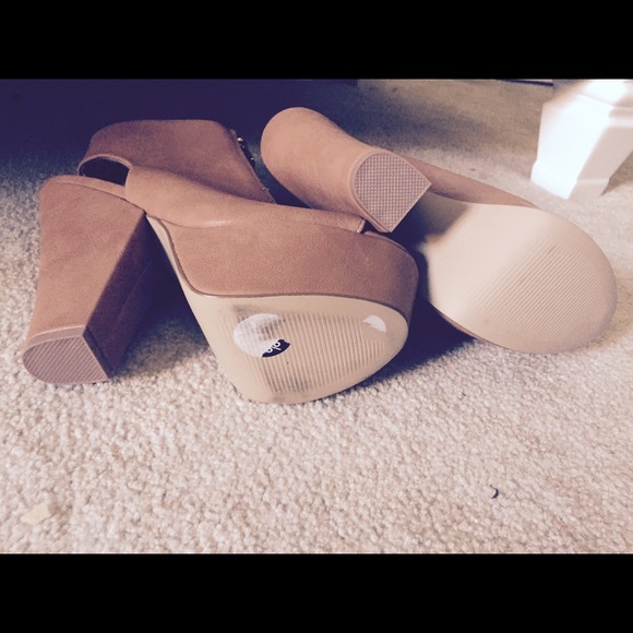 Steve Madden open toe shoes - Picture 2 of 4