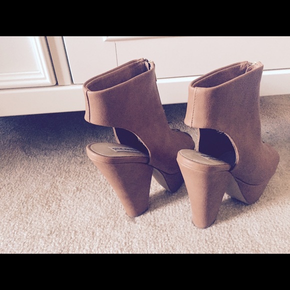 Steve Madden open toe shoes - Picture 3 of 4