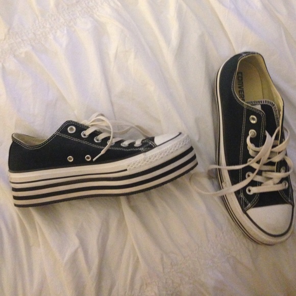 Converse with added platform