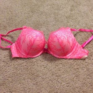 VS Bombshell bra