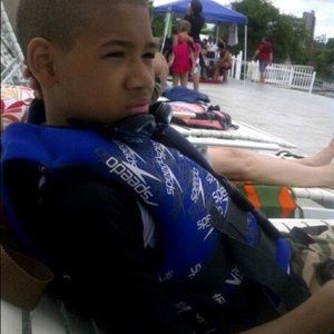 🌞Speedo youth ski/wake boarding vest🌞