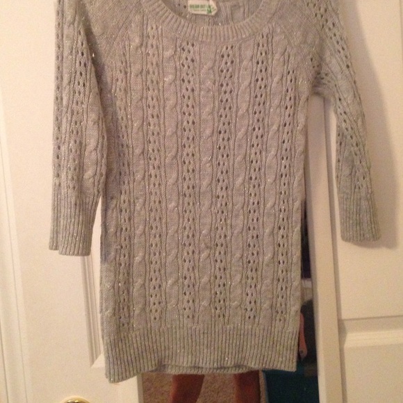 Cute Sweater top