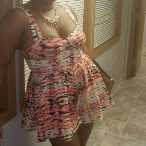Multi colored Romper - Picture 1 of 4