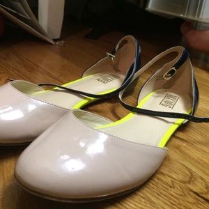 Nude and Navy flats, barely worn