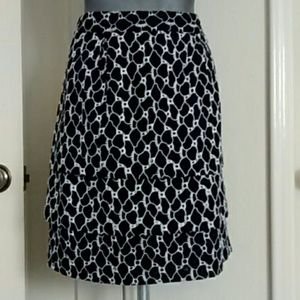 Adrienne Vittadini Cotton embroidered skirt