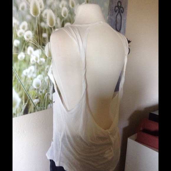 Top - Picture 4 of 4