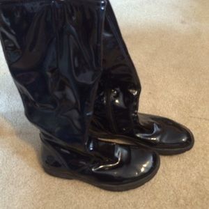 ☔️☔️Earth fleece lined patent leather rain boots