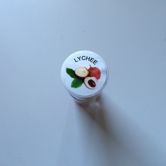 Blossom scented lipgloss (lychee) - Picture 2 of 3