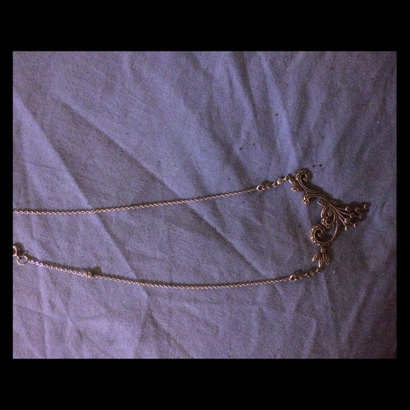 Sterling silver design necklace