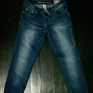 Wetseal women's regular size 9 skinny jeans