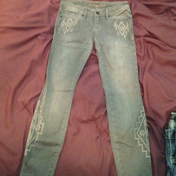 Bullhead Black Grey Design Skinny Jeans