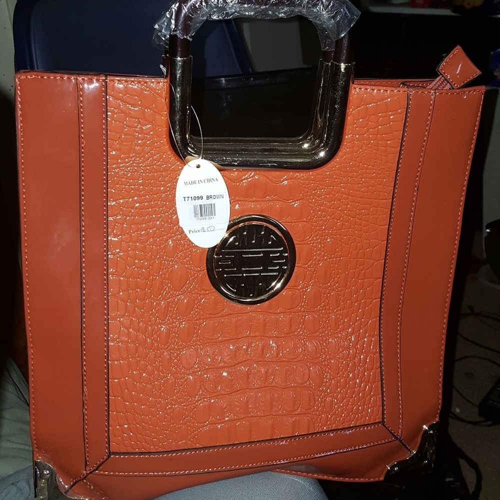 Hand bag
