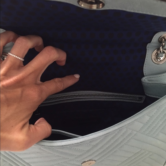 🎉 H.P. 🎉Rebecca Minkoff Affair Crossbody bag - Picture 4 of 4